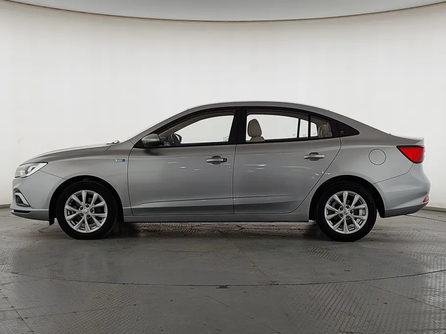 2023 MG 5 STD 