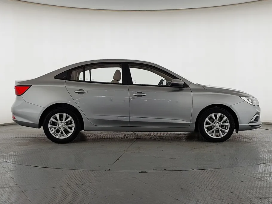 2023 MG 5 STD 