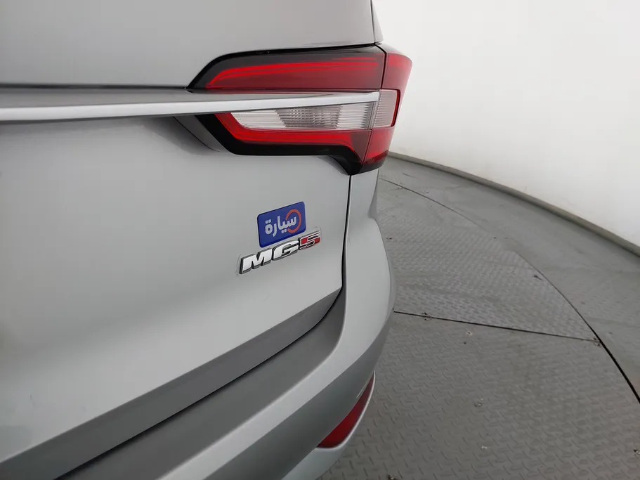 2023 MG 5 STD 