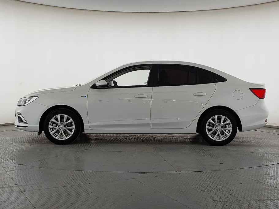 2025 MG 5 STD 
