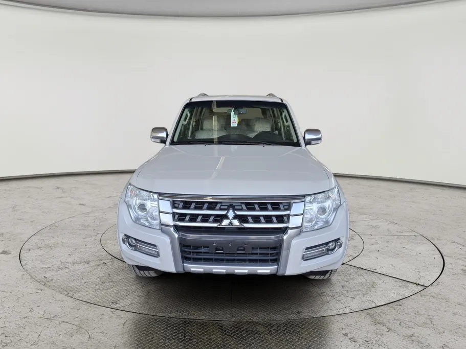 2021 Mitsubishi Pajero GLS 5Doors 