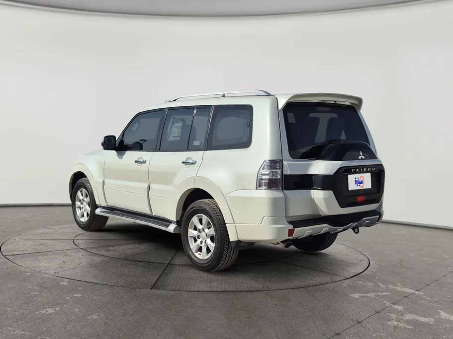 2022 Mitsubishi Pajero GLS 5Doors 
