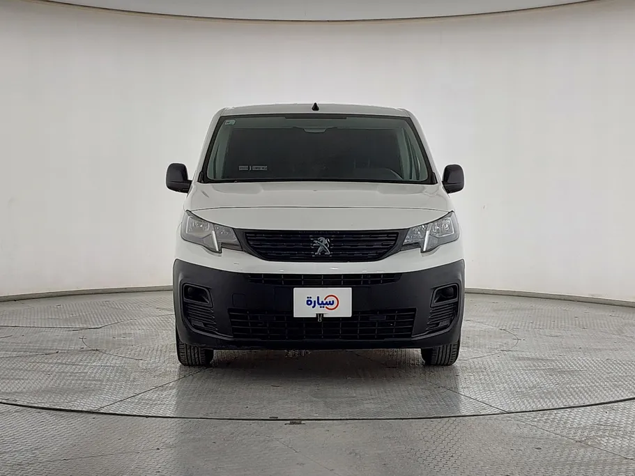 2021 Peugeot Partner Short van 