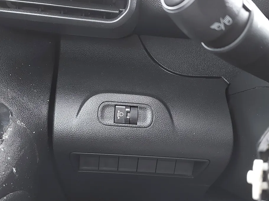 2021 Peugeot Partner Short van 