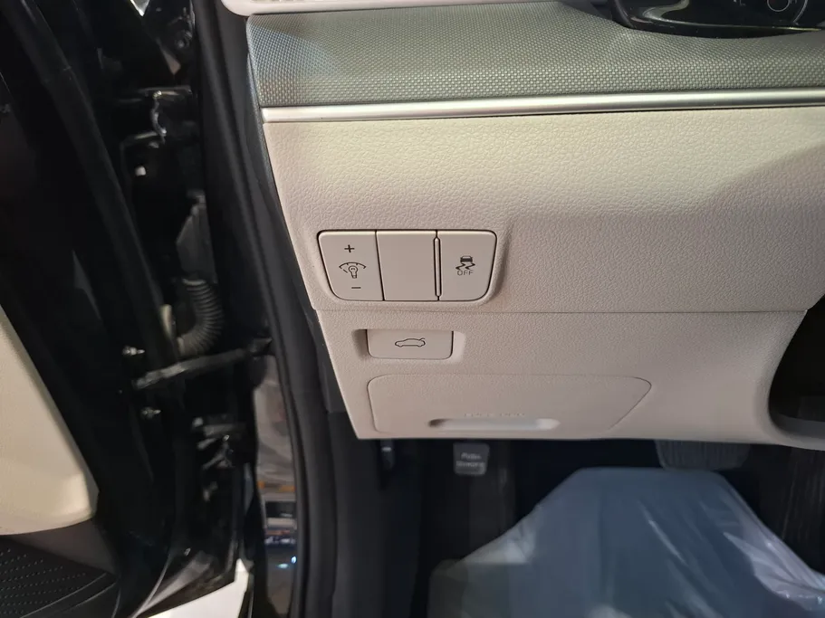 2023 Kia K5 GLS 