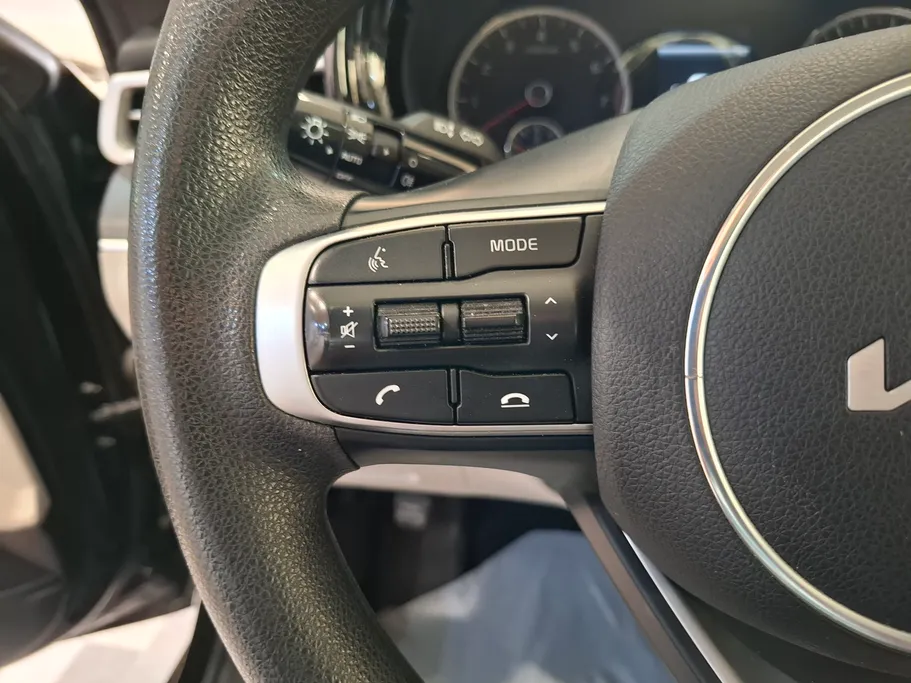 2023 Kia K5 GLS 
