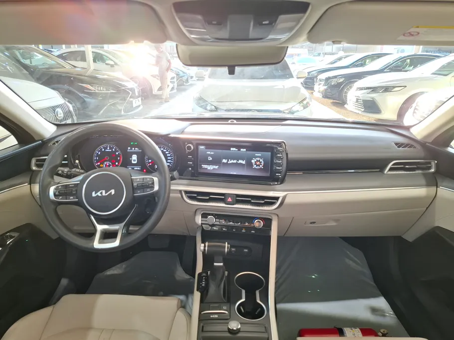 2023 Kia K5 GLS 