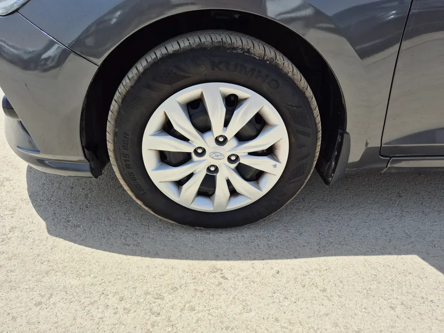 2023 Hyundai Accent Smart 