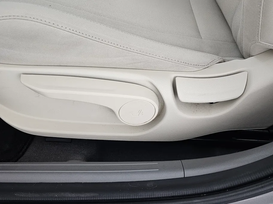 2024 Hyundai Elantra Fleet 