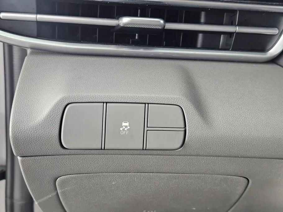 2024 Hyundai Elantra Fleet 