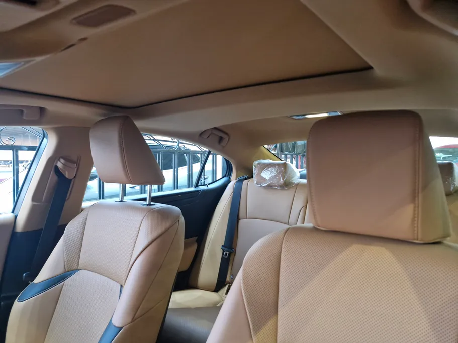 لكزس ES 250 AA Elegant 2025 
