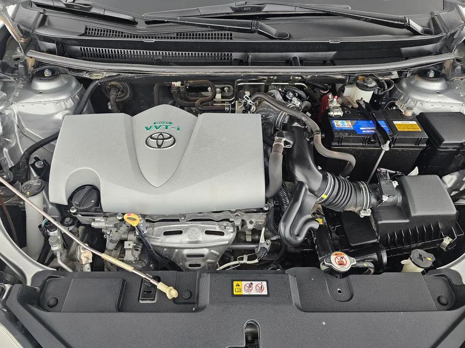 2022 Toyota Yaris  Y 