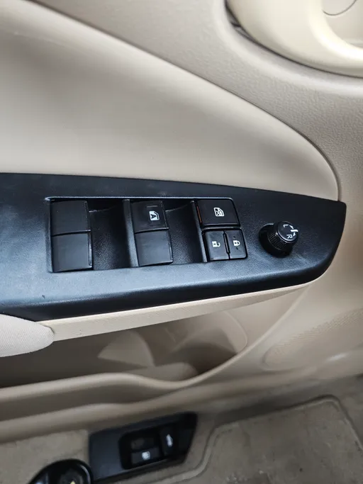 2022 Toyota Yaris  Y 