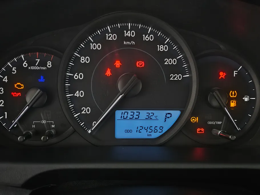 2022 Toyota Yaris  Y 