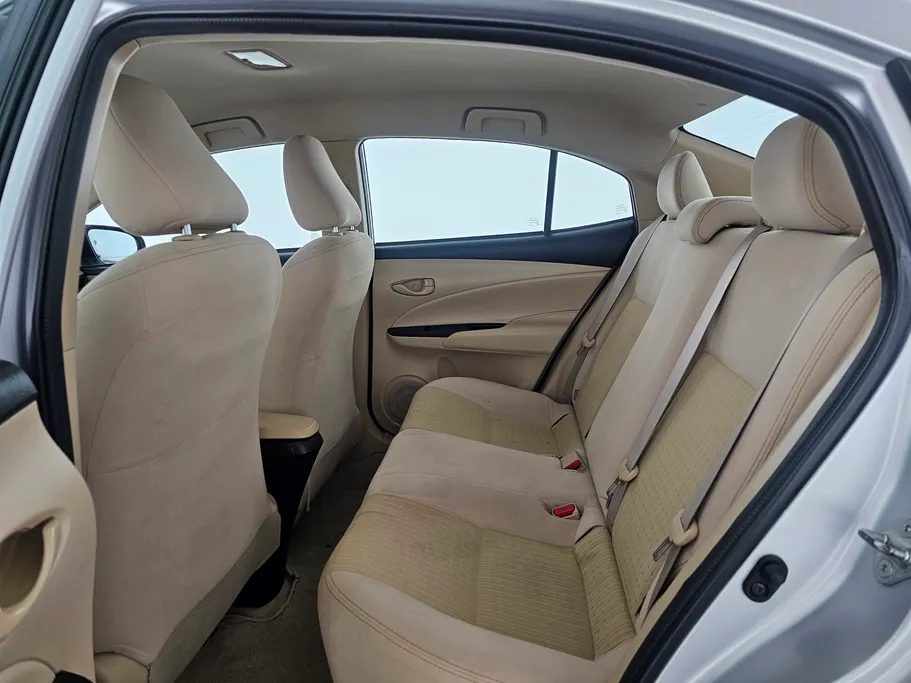2022 Toyota Yaris  Y 