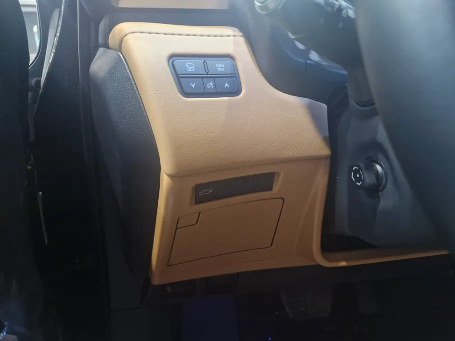 2025 Lexus LX 600 BB Elite 