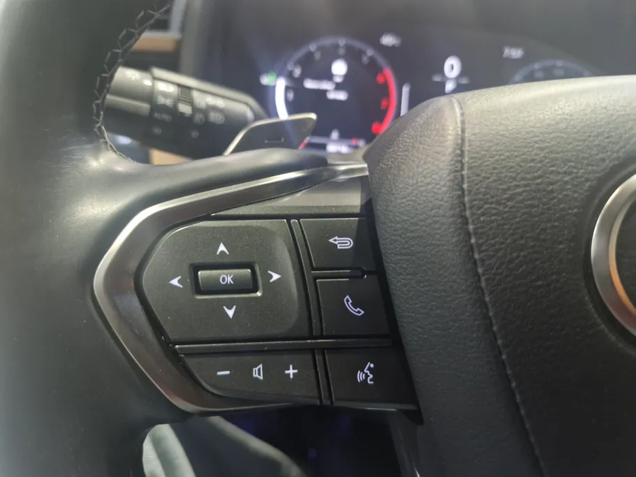 2025 Lexus LX 600 BB Elite 