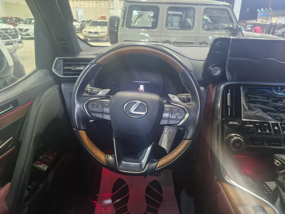 2023 Lexus LX 600 BB Elite 