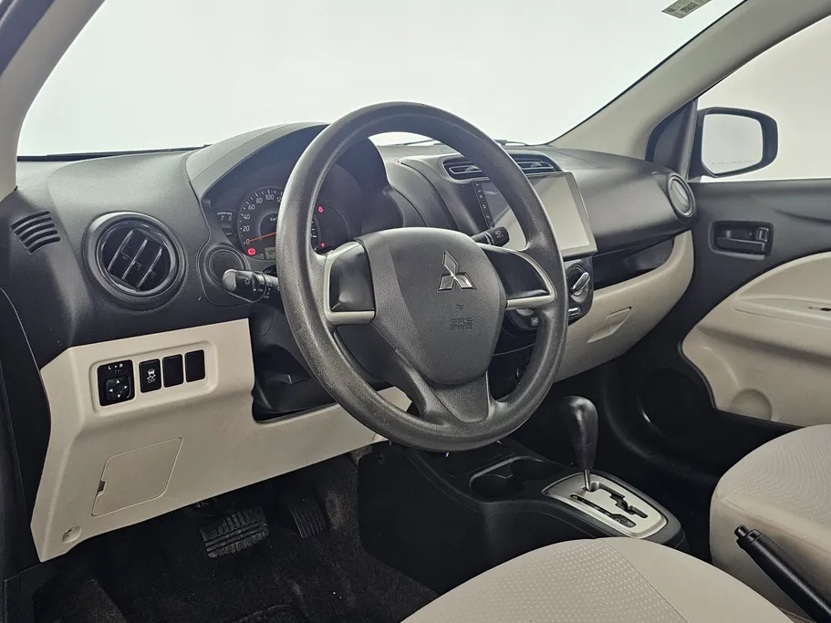 2020 Mitsubishi Attrage GLX LL 