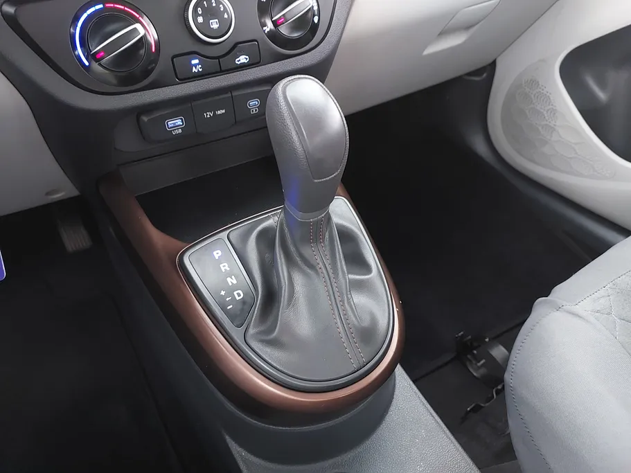 هيونداي Grand i10 فلييت 2024 