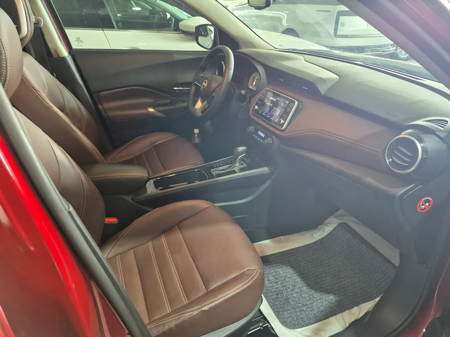 2024 Nissan Kicks SV+ 