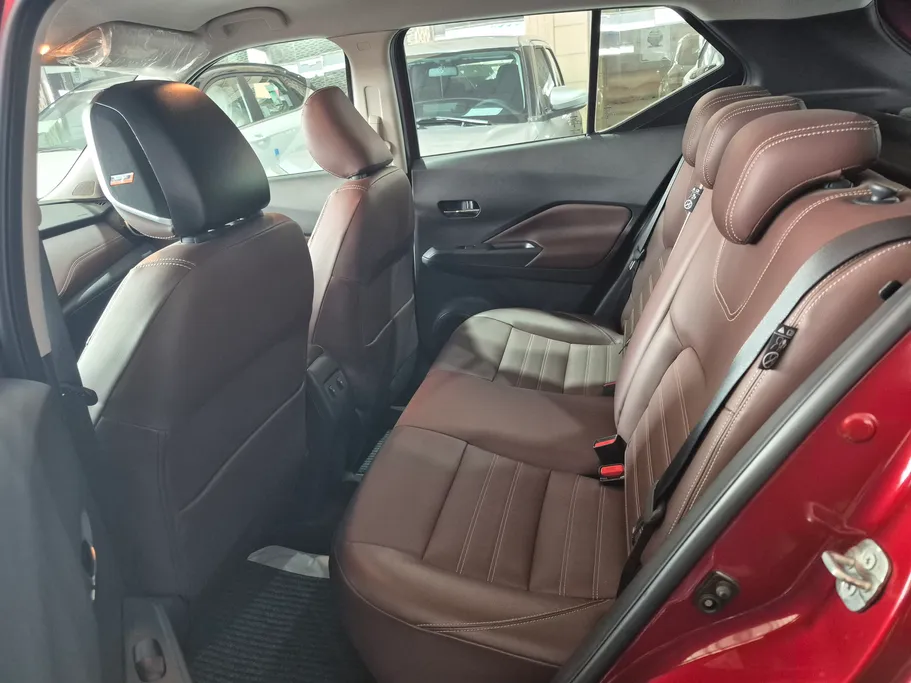 2024 Nissan Kicks SV+ 
