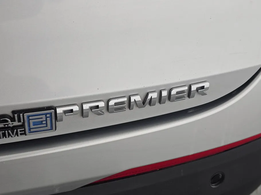 2023 Chevrolet Groove Premier 