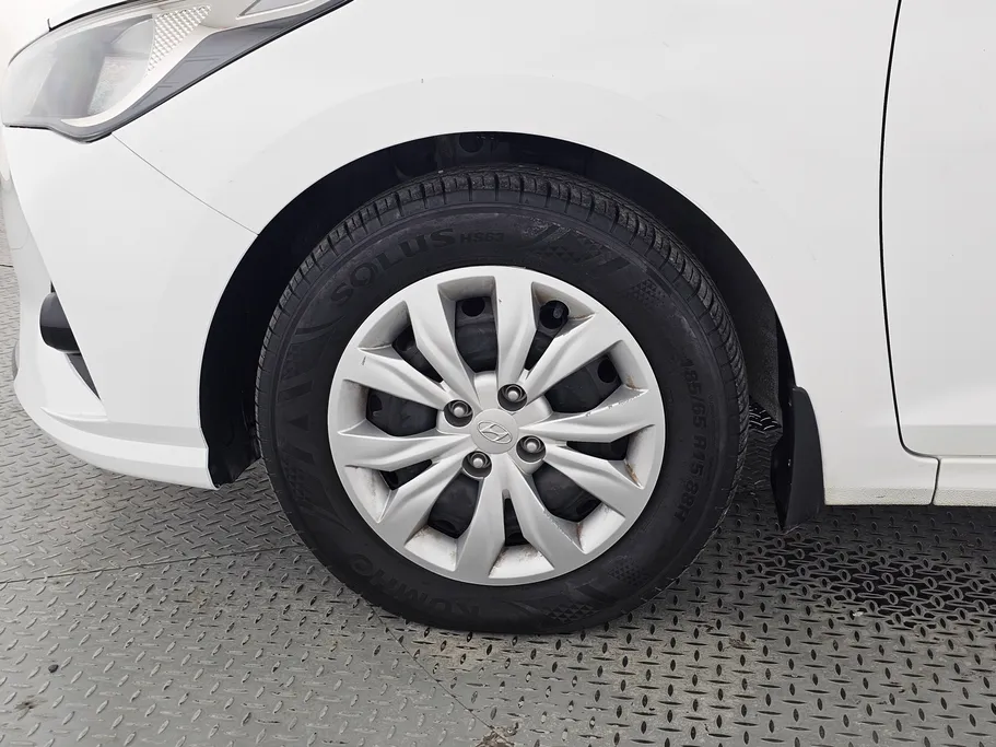 2023 Hyundai Accent Smart 