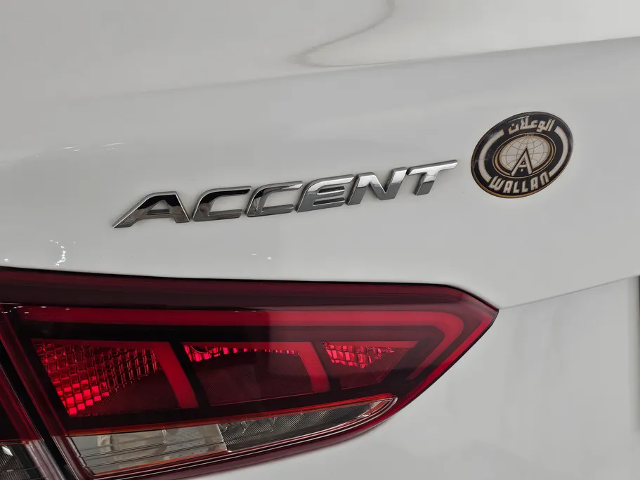 2023 Hyundai Accent Smart 
