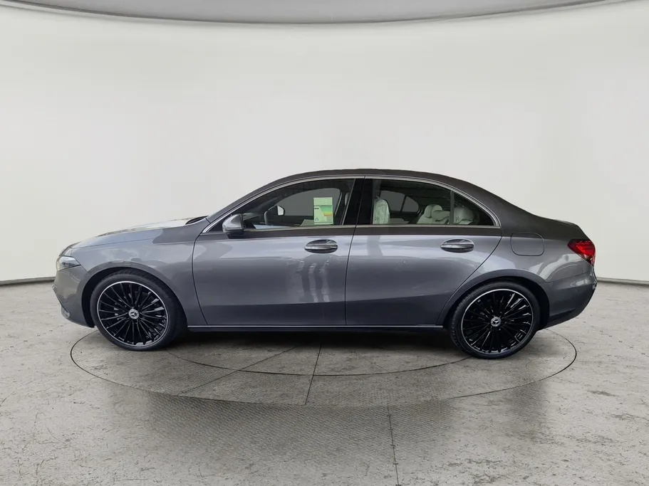 2026 Mercedes A 200 
