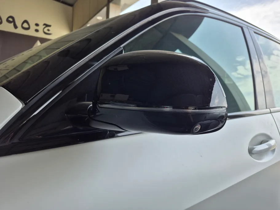 2023 BMW X Series 6 xDrive 40i 