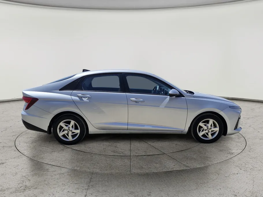 2024 Hyundai Accent Fleet 