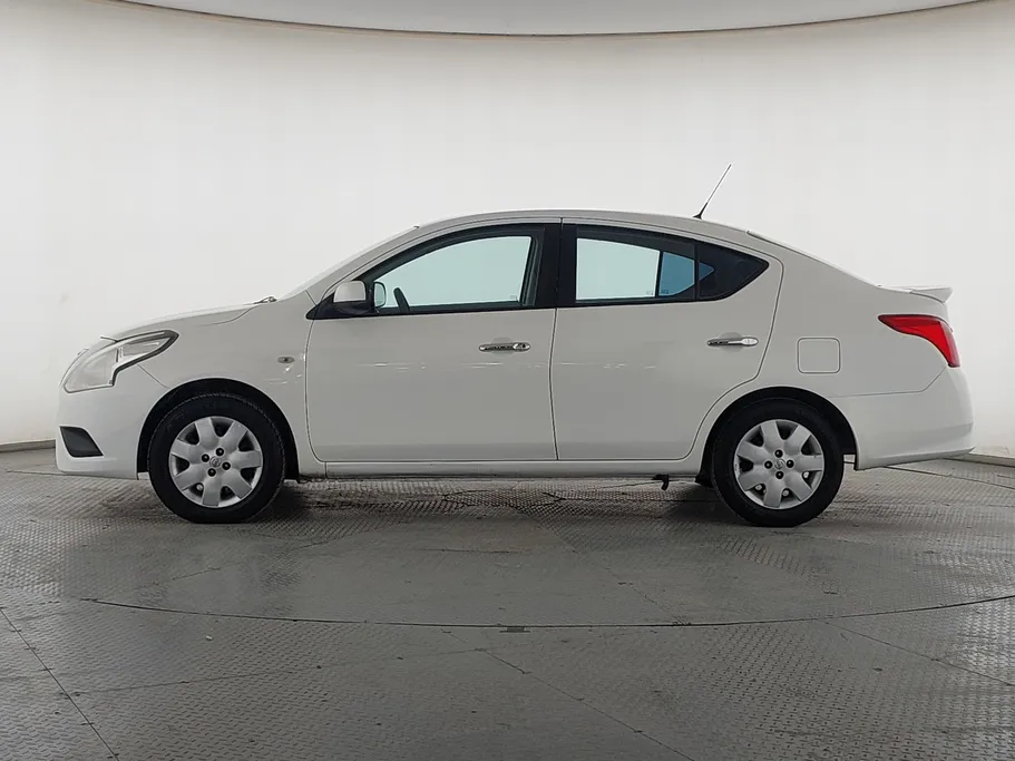 2022 Nissan Sunny SV 
