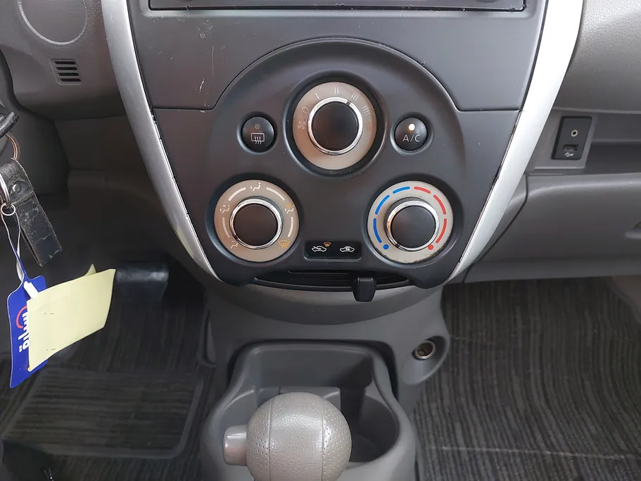 2022 Nissan Sunny SV 