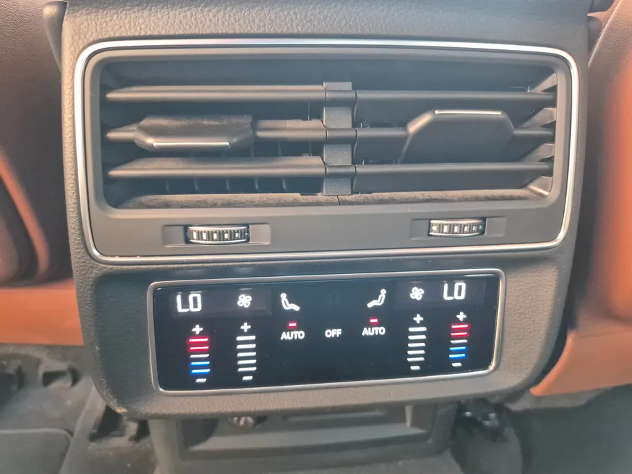 2023 Audi Q8  55 TFSI quattro 
