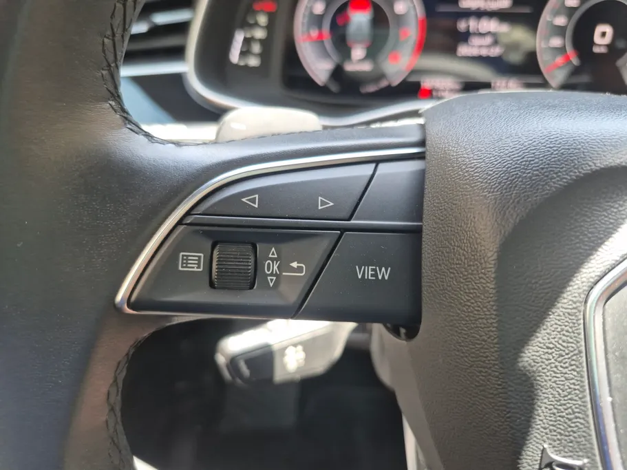 2023 Audi Q8  55 TFSI quattro 