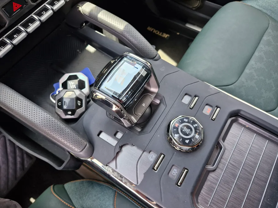 2025 Jetour T2 Luxury 