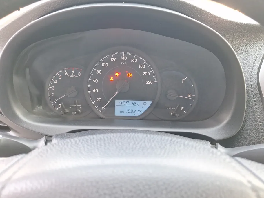 2022 Toyota Yaris  Y 