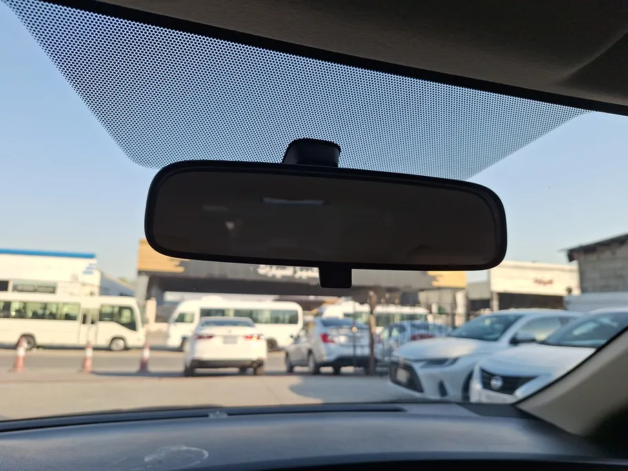 2022 Toyota Yaris  Y 