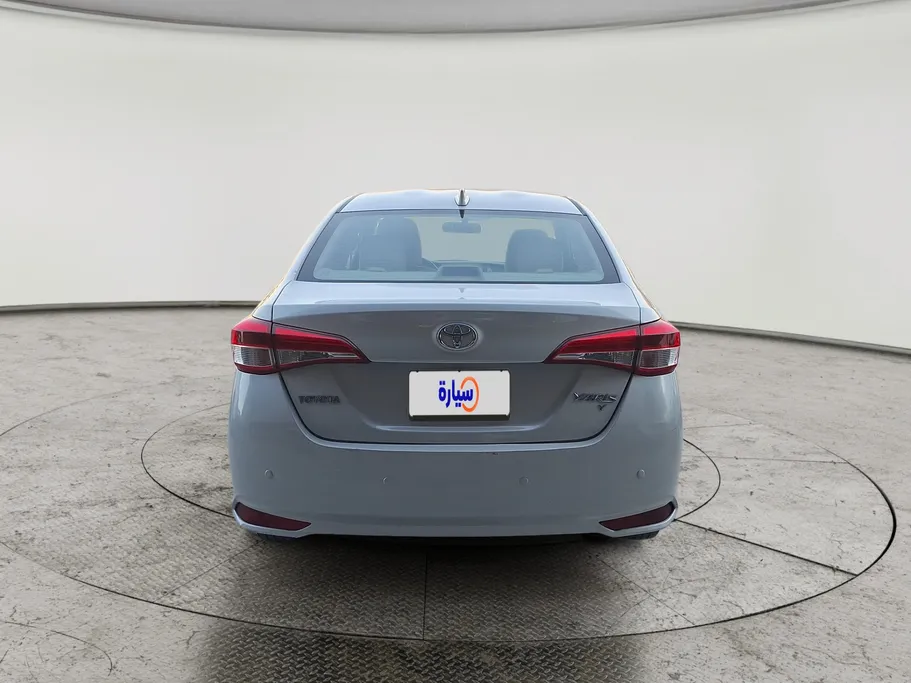 2022 Toyota Yaris  Y 