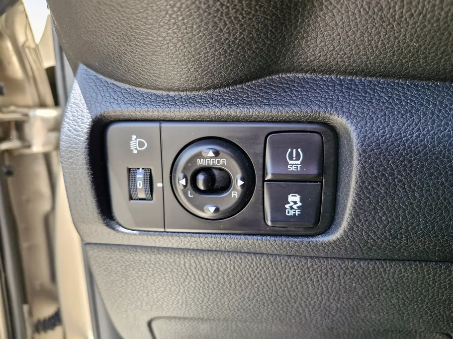 2023 Kia Pegas LX 