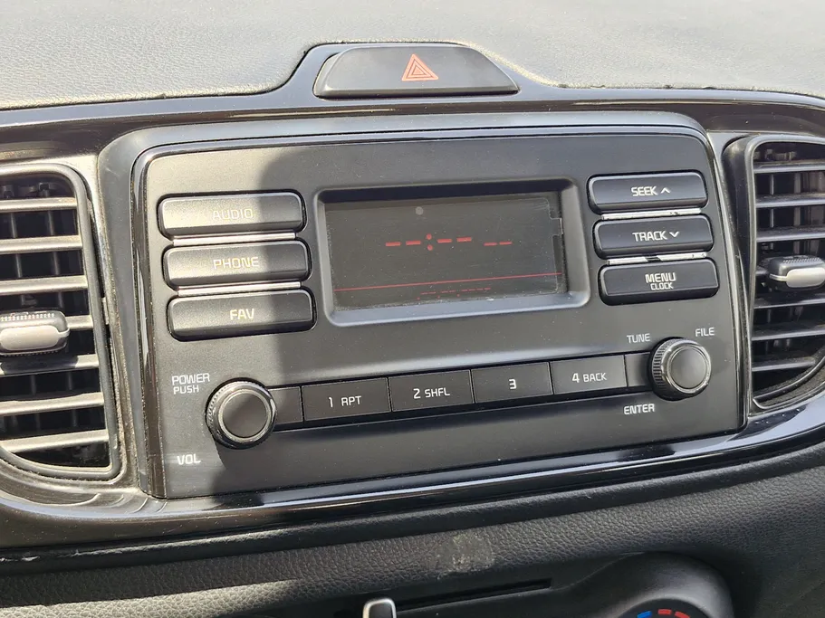 2023 Kia Pegas LX 