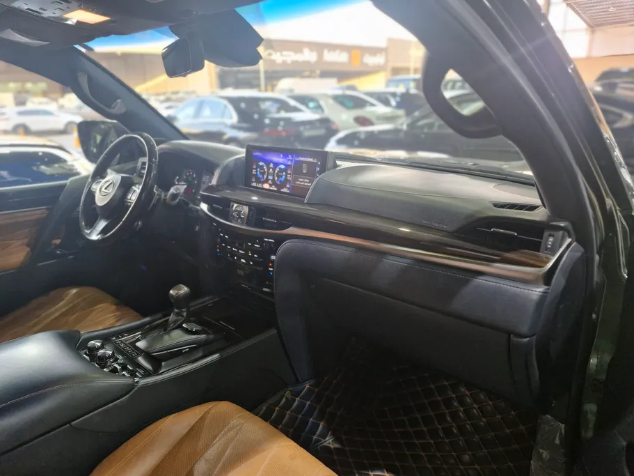 لكزس LX 570 Black Ed. 2021 