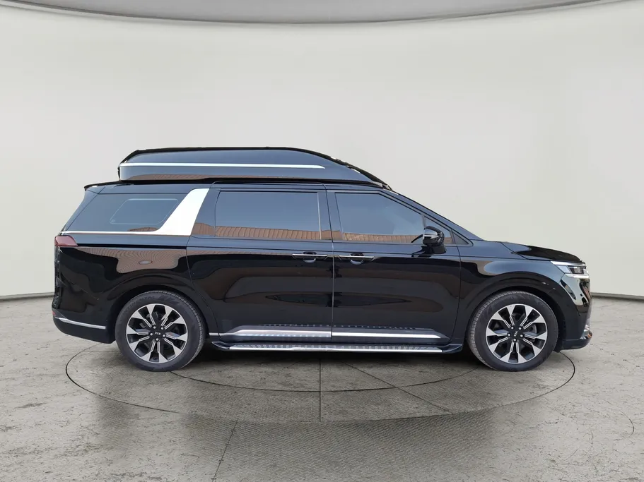 2022 Kia Carnival Hi-Limousine 