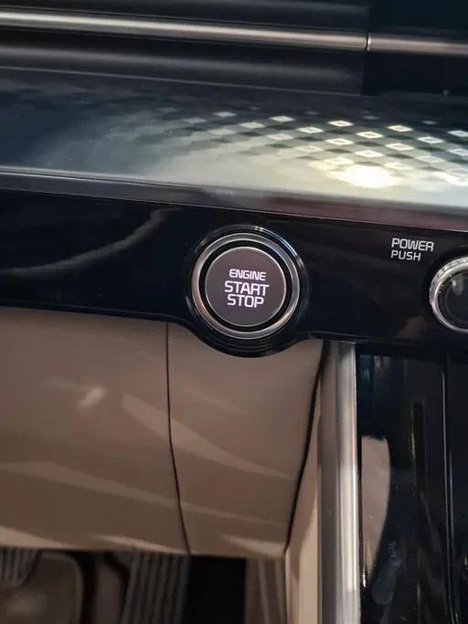 2022 Kia Carnival Hi-Limousine 