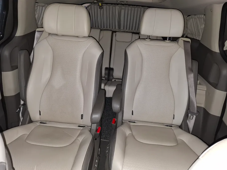 2022 Kia Carnival Hi-Limousine 