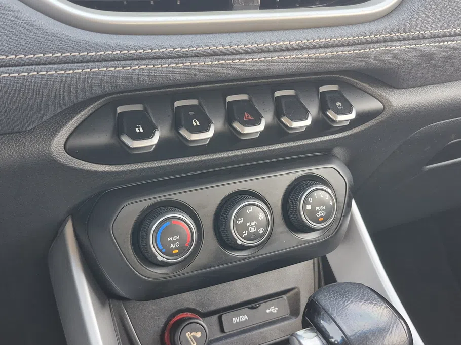 2023 Chevrolet Captiva LS 