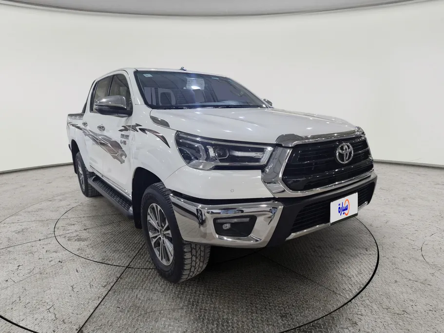 2023 Toyota Hilux SGLX 4X4 AT DSL 