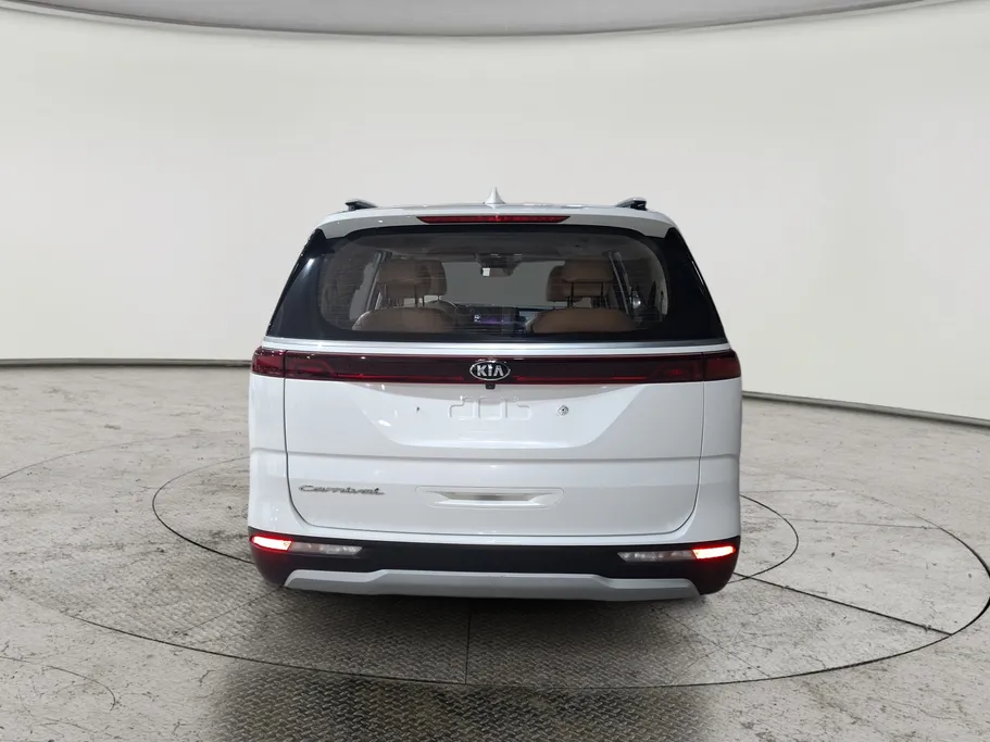 2021 Kia Carnival LX 
