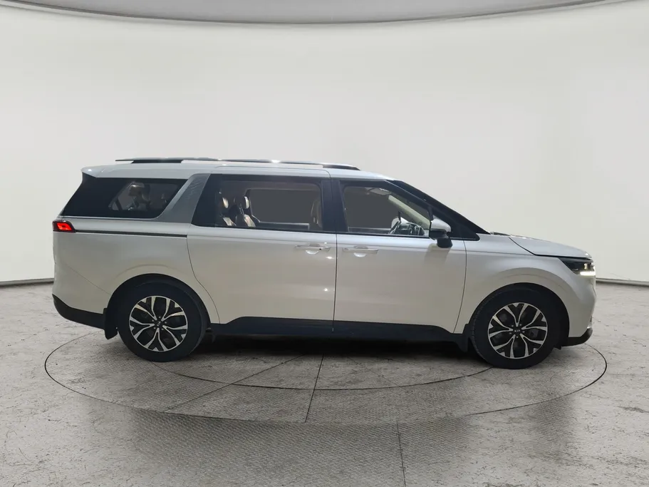 2021 Kia Carnival LX 